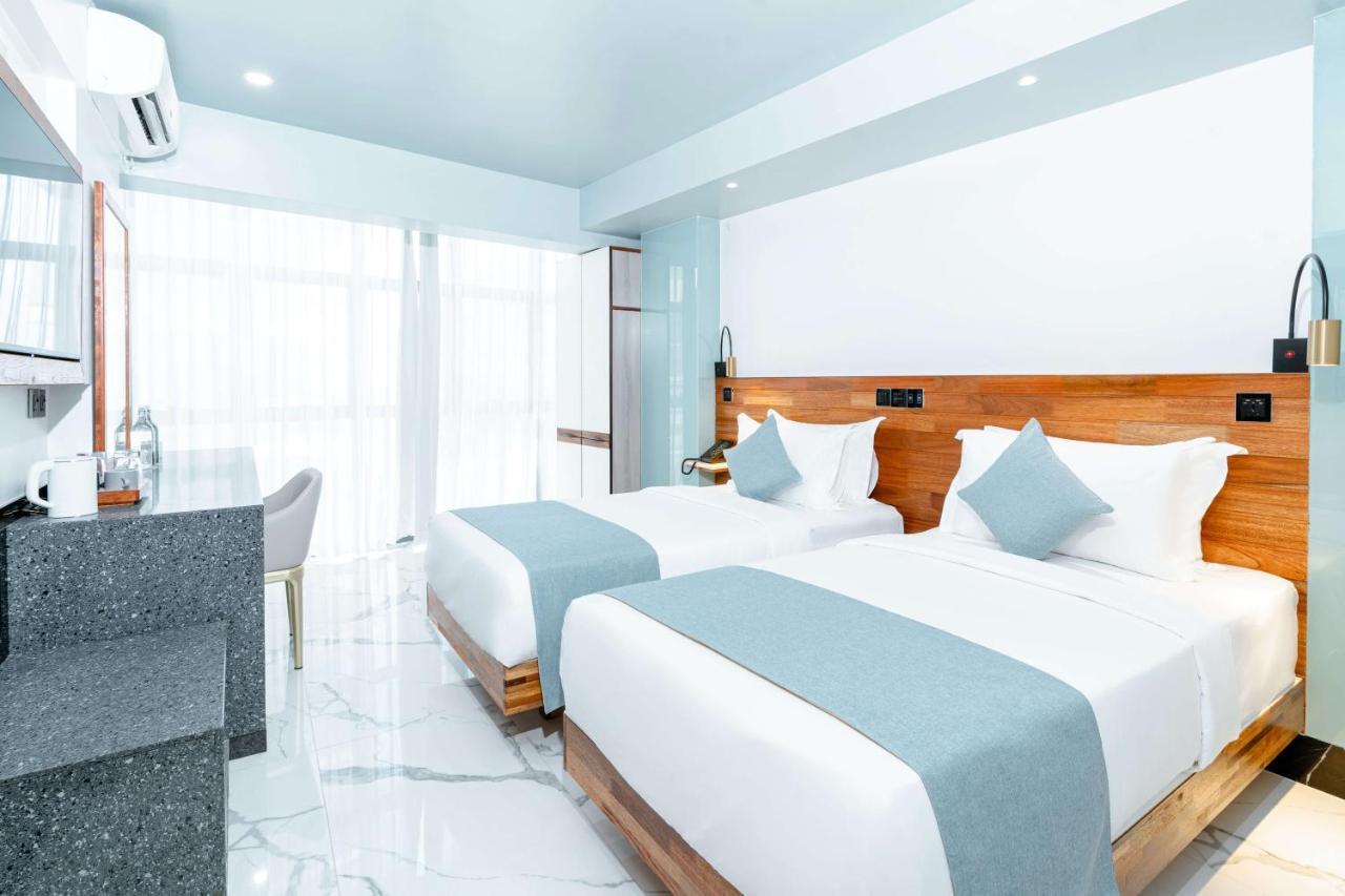 Marukab Plaza Hotel Male Exterior photo