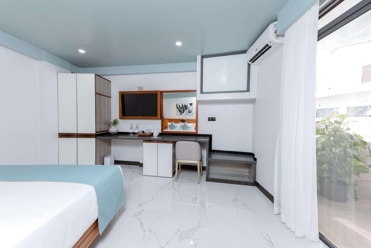 Marukab Plaza Hotel Male Exterior photo